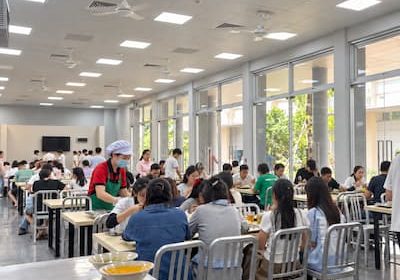 Suất Ăn Nhà Máy Xí Nghiệp